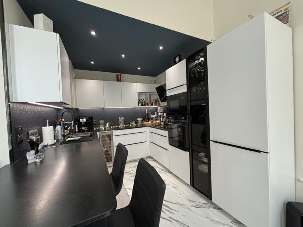 Appartement 3 pièce(s) 2 chambre(s) 60.59 m²