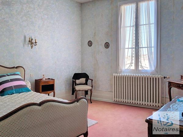 Maison à vendre à Créon en Gironde (33670), ref : 045/2202   
CENTRE