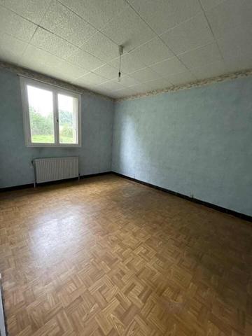 Pavillon sur terrain 3188 m2