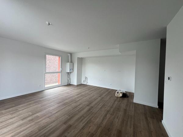 A LOUER : T3 à ROUBAIX • Rue Victor Hugo - ROUBAIX • 810 € CC • Réf. 818-4207