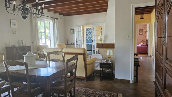 Casteljaloux (47700) Plain pied de type "Landaise" proche centre ville