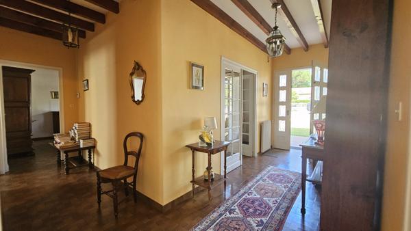 Casteljaloux (47700) Plain pied de type "Landaise" proche centre ville