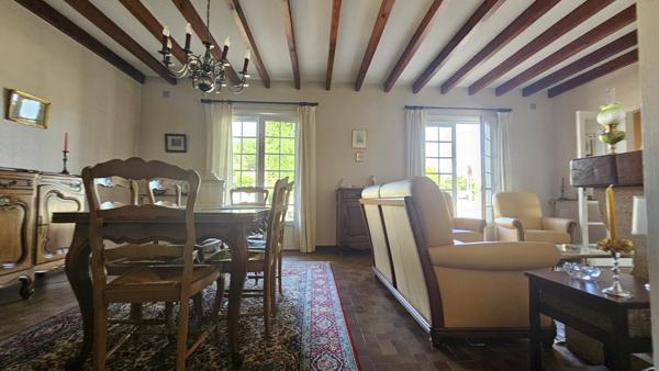 Casteljaloux (47700) Plain pied de type "Landaise" proche centre ville