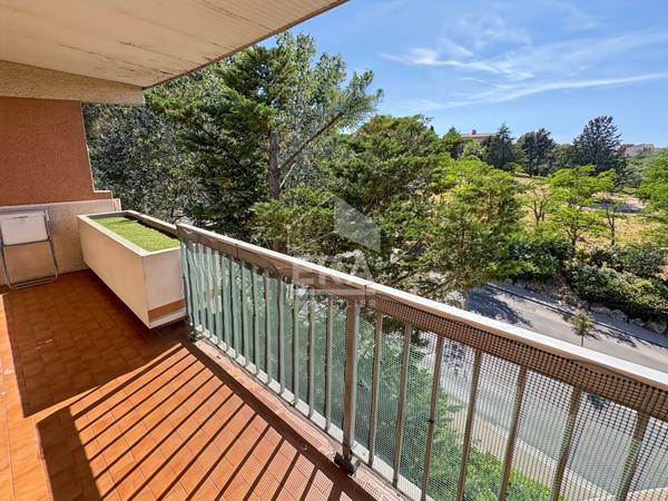 AIX EN PROVENCE - T4 76m2 avec terrasse et box sous sol