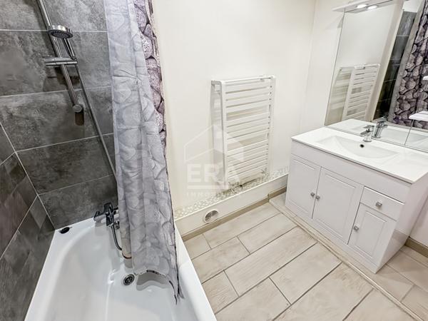AIX EN PROVENCE - T4 76m2 avec terrasse et box sous sol