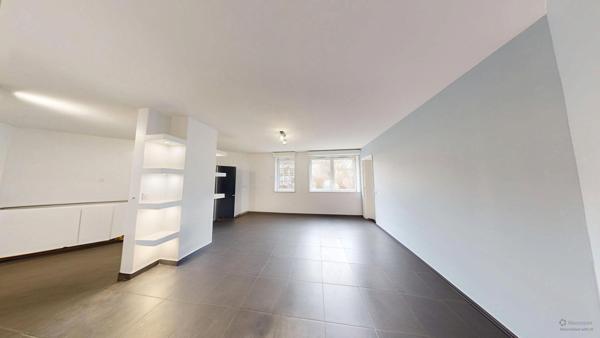 Un appartement au positionnement premium sur Golf et 800m du métro.