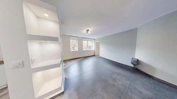 Un appartement au positionnement premium sur Golf et 800m du métro.