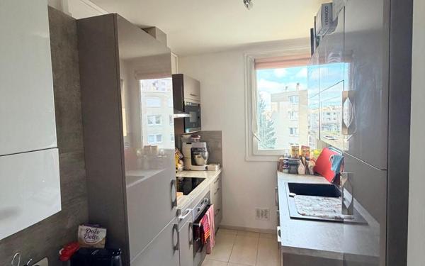 Appartement à vendre    3 pièces • 54,48 m2 Joinville-le-Pont