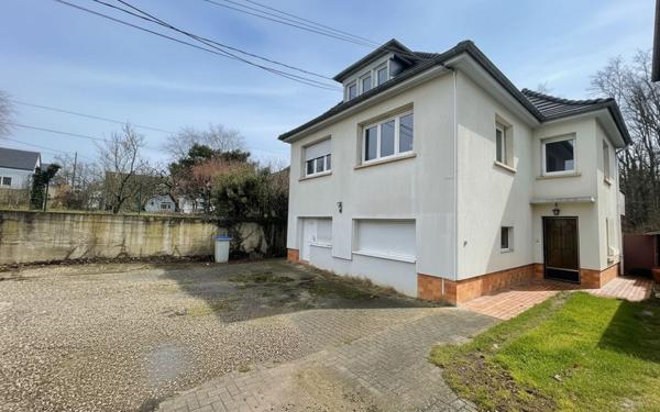 Appartement à vendre    4 pièces • 99,81 m2 Wolfisheim