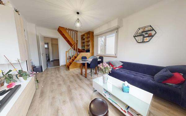 Appartement à vendre    4 pièces • 99,81 m2 Wolfisheim
