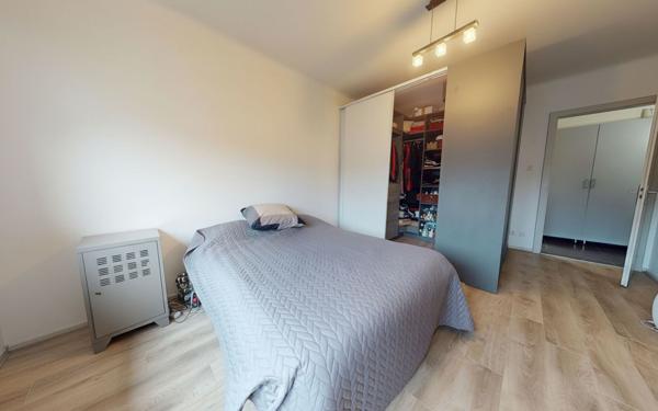 Appartement à vendre    4 pièces • 99,81 m2 Wolfisheim