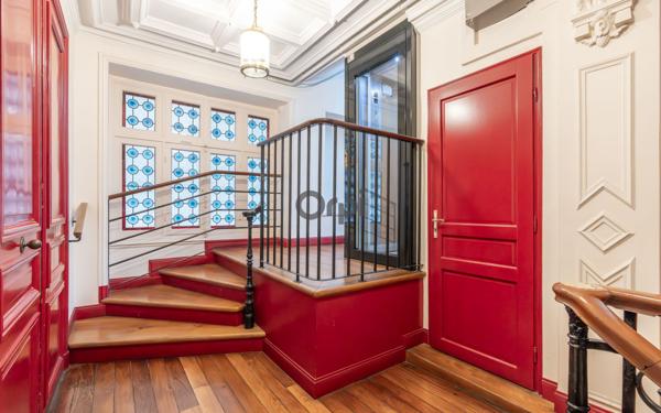 Appartement à vendre    3 pièces • 57,18 m2 Paris 12