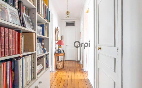 Appartement à vendre    3 pièces • 57,18 m2 Paris 12