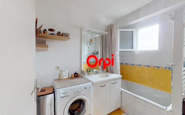 Appartement à vendre    3 pièces • 67,07 m2 Vaulx-en-Velin