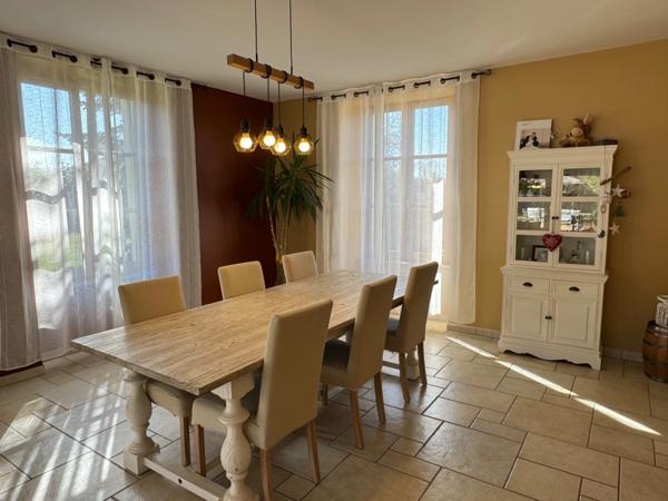 MAISON DE MAÎTRE 5 CHAMBRES, PARC ARBORÉ ET VASTES DÉPENDANCES