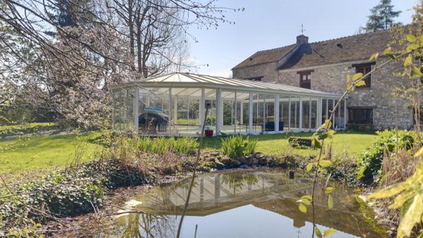 MAISON DE 200M2 ,6 pièces, sur un terrain de 4300M2