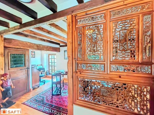 MAISON DE 200M2 ,6 pièces, sur un terrain de 4300M2