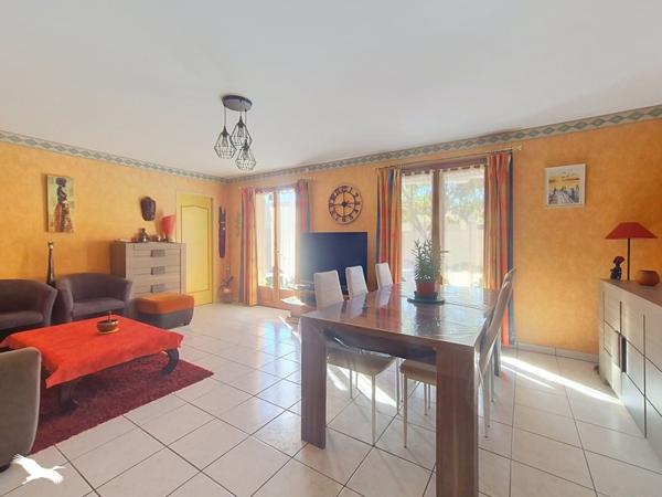 Maison à vendre 400 140 € Aytré 6 p 100 m² DPE C