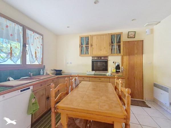 Maison à vendre 400 140 € Aytré 6 p 100 m² DPE C