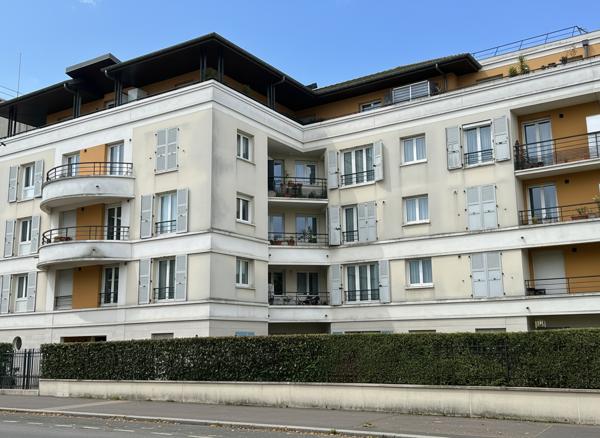A vendre Appartement Meaux 3 pièce(s) 58.49 m2, terrasse, parking en sous-sol