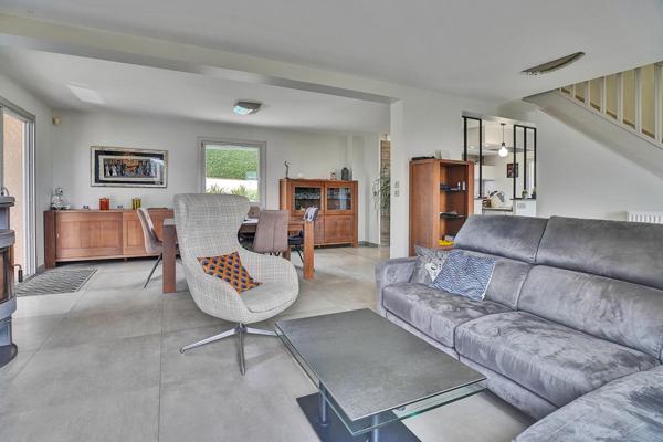 Sainte-Euphémie (01600) Maison sur 1200m2 avec vue imprenable 4 chambres