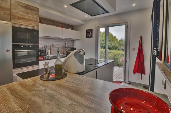 Sainte-Euphémie (01600) Maison sur 1200m2 avec vue imprenable 4 chambres