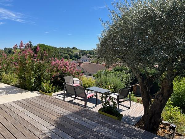 Sainte-Euphémie (01600) Maison sur 1200m2 avec vue imprenable 4 chambres