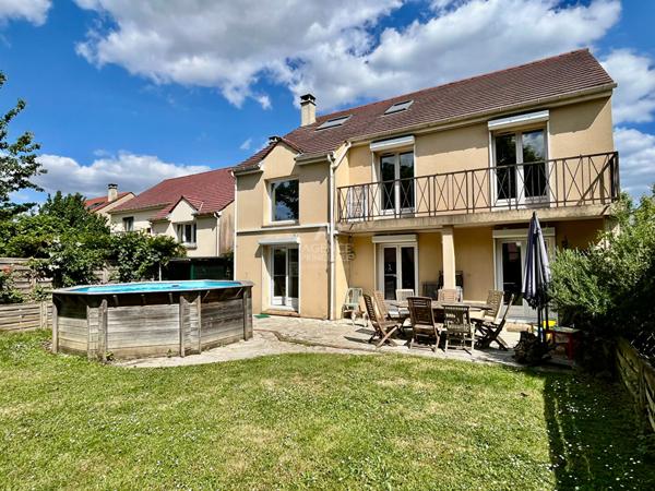 Maison Courdimanche 140 m2 €449 000 ** - Référence 2163