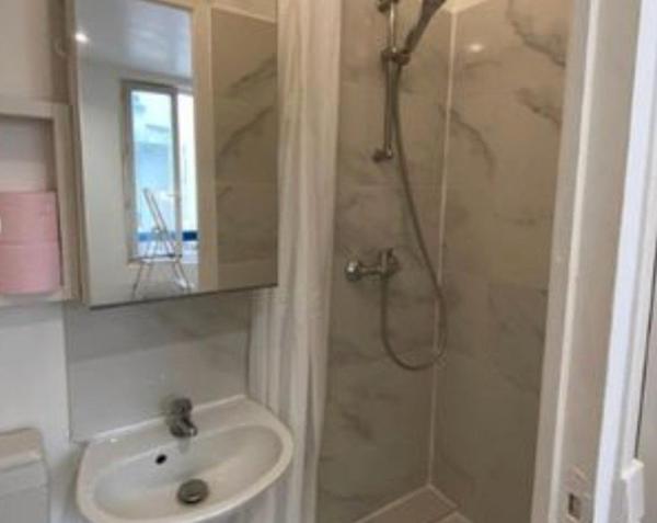 CHARONNE - EMPLACEMENT RECHERCHÉ - STUDIO 12 m2