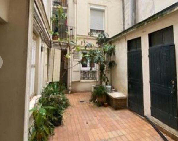 CHARONNE - EMPLACEMENT RECHERCHÉ - STUDIO 12 m2
