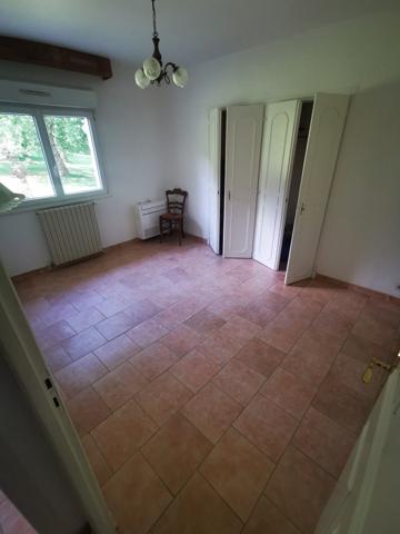 Maison traditionnelle 125m2 avec sous sol complet sur terrain 3 554m2 à Marciac
