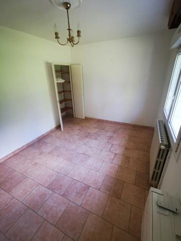 Maison traditionnelle 125m2 avec sous sol complet sur terrain 3 554m2 à Marciac