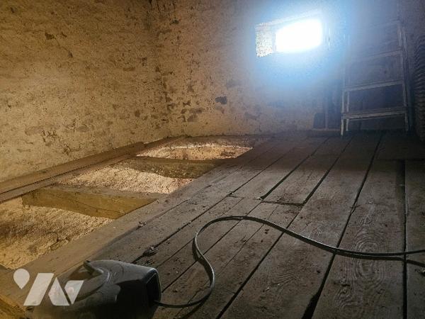 15164
A AILLEVILLERS-ET-LYAUMONT (70320) 107  Les Maingrins