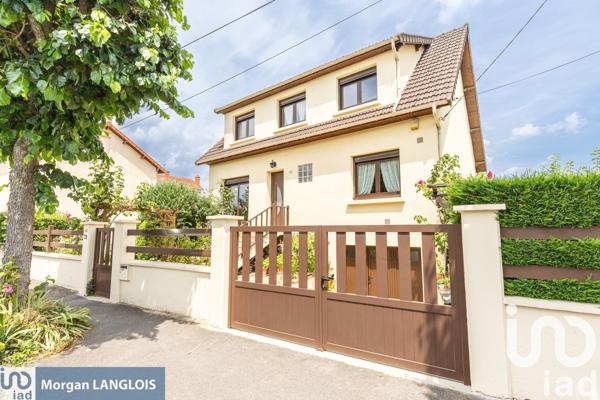 Maison 7 pièces de 121 m² à Viry-Châtillon (91170)
