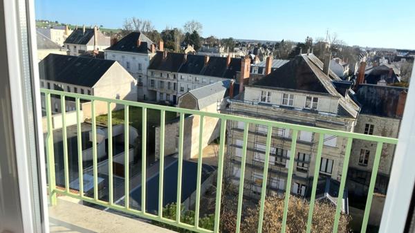 APPARTEMENT F3 DE 69 M² AU 6ème ÉTAGE AVEC TERRASSE AVENUE TREUILLE CHÂTELLERAULT Réf A.84