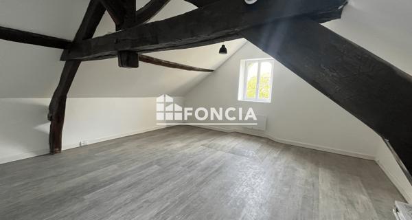 Location Studio 28.26 m² - Evry 91000