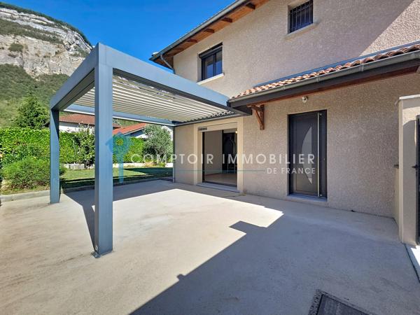 Maison 4 pièce(s) 3 chambre(s) 100 m²