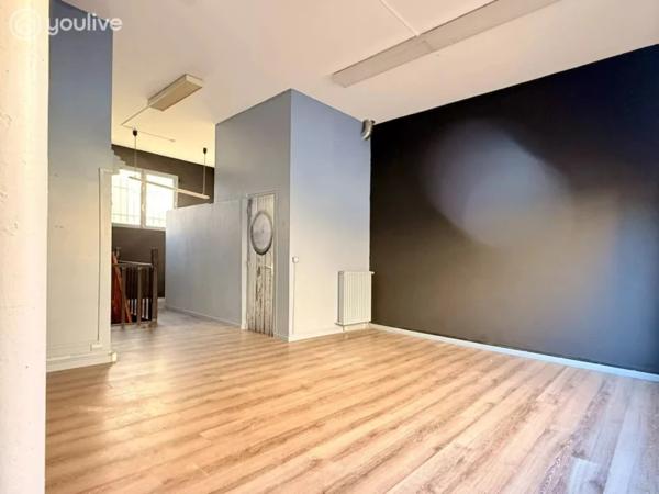 Local commercial centre-ville – 29 m² + sous-sol 27 m2 – Saint-Valery-en-Caux