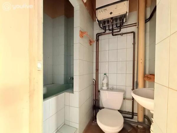 Local commercial centre-ville – 29 m² + sous-sol 27 m2 – Saint-Valery-en-Caux