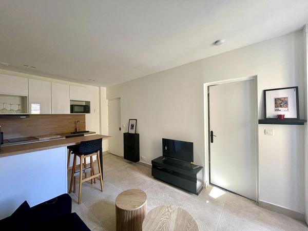 Appartement Chatenay Malabry 1 pièce(s) 17.35 m2