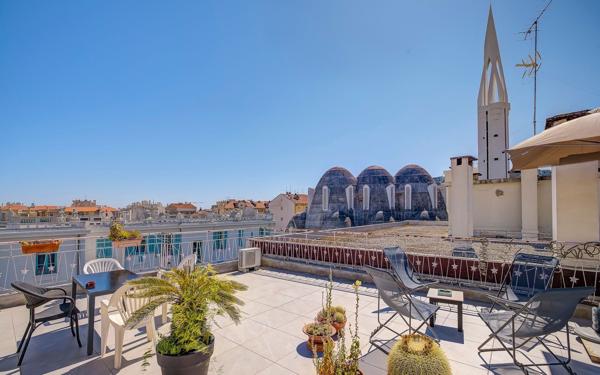 Appartement à vendre    3 pièces • 97,68 m2 Nice