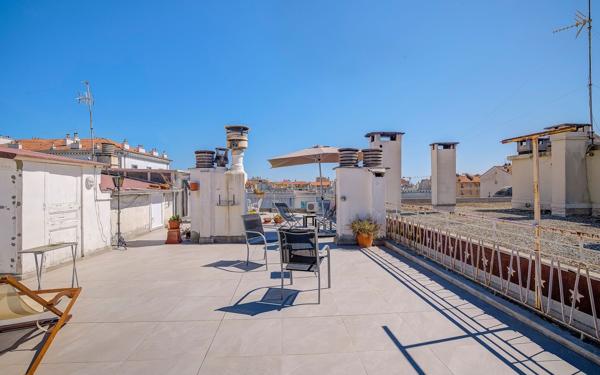 Appartement à vendre    3 pièces • 97,68 m2 Nice