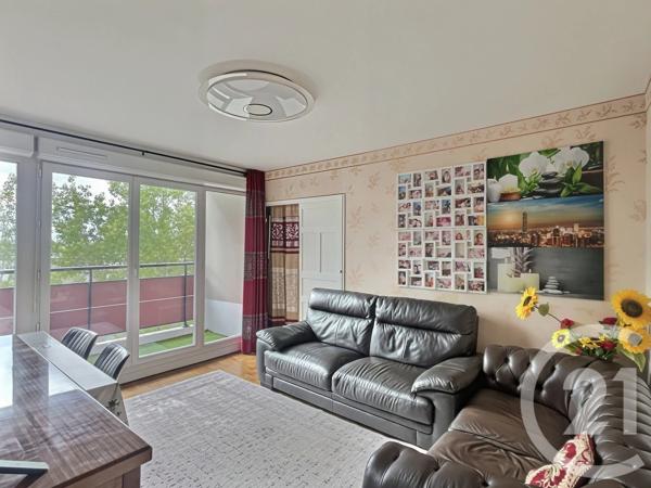 Appartement F4 à vendre  3 pièces - 70,30 m 2   LES PAVILLONS SOUS BOIS  - 93