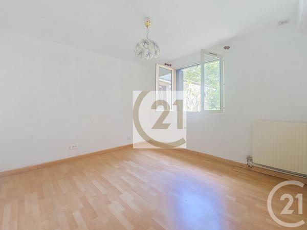 Maison à vendre  3 pièces - 74,01 m 2   IVRY SUR SEINE  - 94