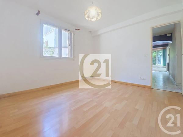 Maison à vendre  3 pièces - 74,01 m 2   IVRY SUR SEINE  - 94