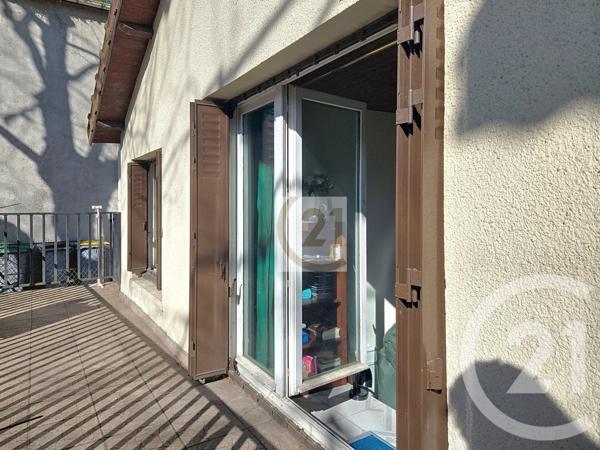 Maison à vendre  3 pièces - 74,01 m 2   IVRY SUR SEINE  - 94