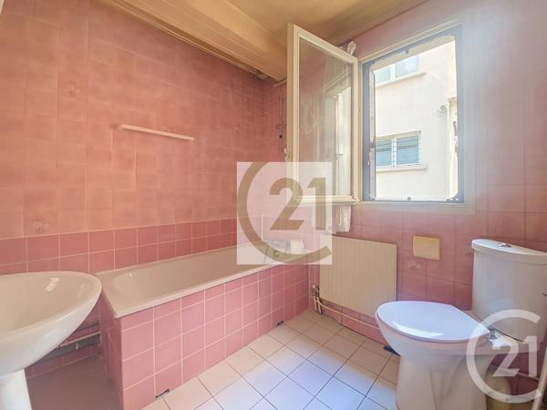 Maison à vendre  3 pièces - 74,01 m 2   IVRY SUR SEINE  - 94