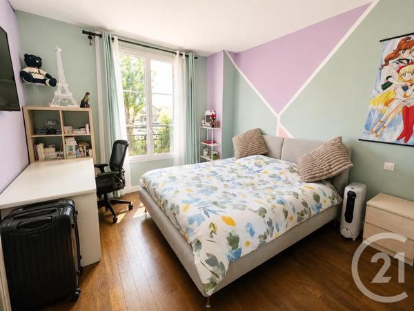 Maison à vendre  8 pièces - 151,91 m 2   LIVRY GARGAN  - 93