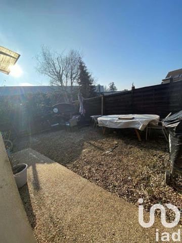 Appartement 3 pièces de 43 m² à Mouy (60250)