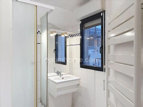 PARIS 20EME ARRONDISSEMENT (75) Appartement à vendre studio